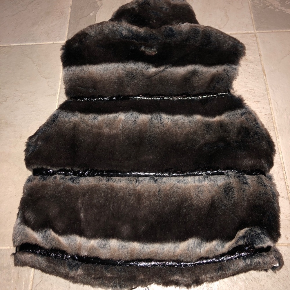NWT BABY PHAT Faux Fur Ombré Vest - Picture 3 of 6